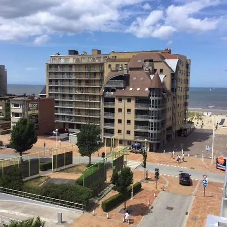 Apartment Nieuwpoort-bad Met Groot Terras *